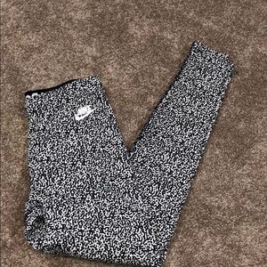 Nike leggings